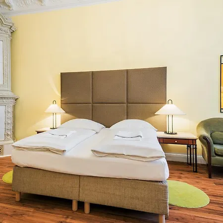 Konukevi Hotel-pension Michele 4*