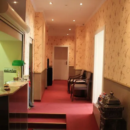 Πανσιόν Hotel-pension Michele 4*