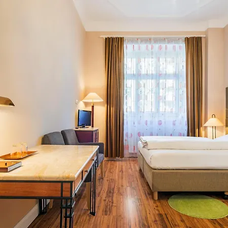 Πανσιόν Hotel-pension Michele 4*